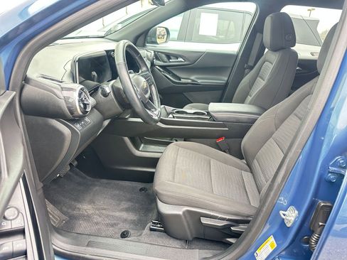 Used 2025 Chevrolet Equinox LT image 27