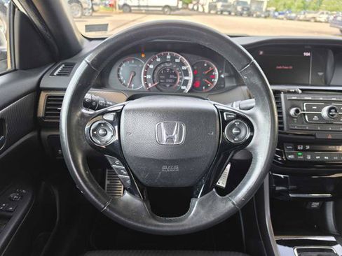 Used 2016 Honda Accord Sport image 19
