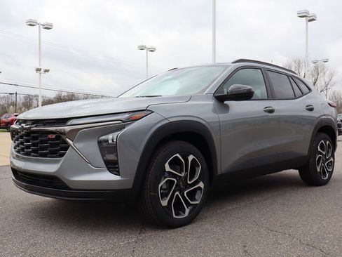 New 2026 Chevrolet Trax RS w/ Driver Confidence Package FWD image 7