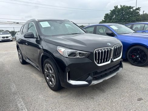 Certified 2025 BMW X1 xDrive28i w/ Technology Package AWD/4WD image 2