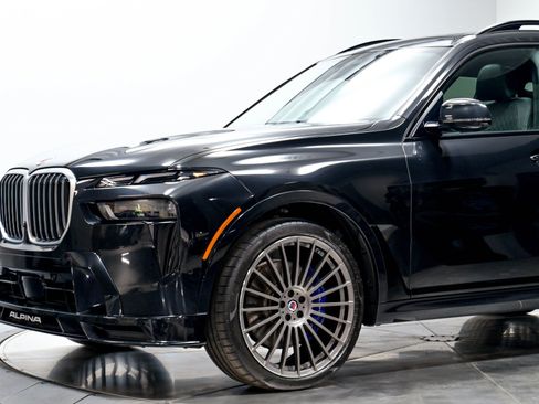 Used 2023 BMW ALPINA XB7 AWD/4WD image 4