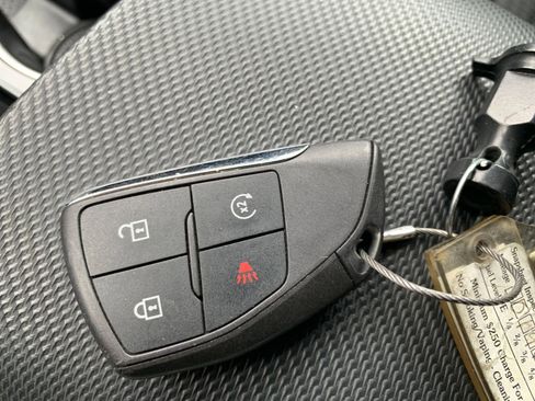 Used 2025 Chevrolet Equinox LT image 21