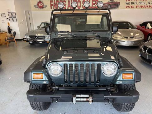Used 2005 Jeep Wrangler SE AWD/4WD image 2
