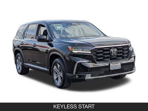 Used 2023 Honda Pilot EX-L image 2