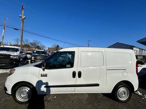 Used 2022 RAM ProMaster City Tradesman image 3