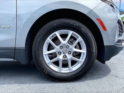 Used 2023 Chevrolet Equinox LT FWD image 8