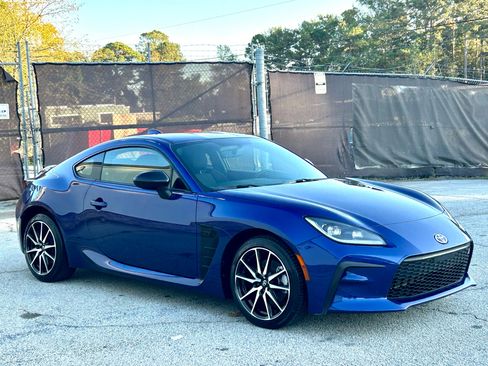 Used 2023 Toyota GR86 w/ ALL Weather Mat Package (TMS) image 3