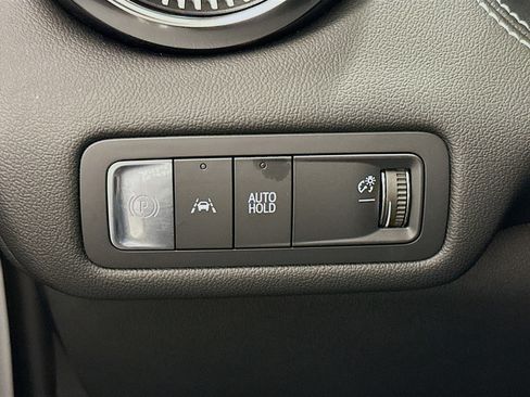 Used 2024 Chevrolet Blazer EV LT AWD/4WD image 17
