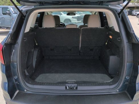 Used 2019 Ford Escape SE FWD image 13