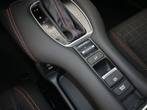 Used 2026 Honda HR-V Sport image 16