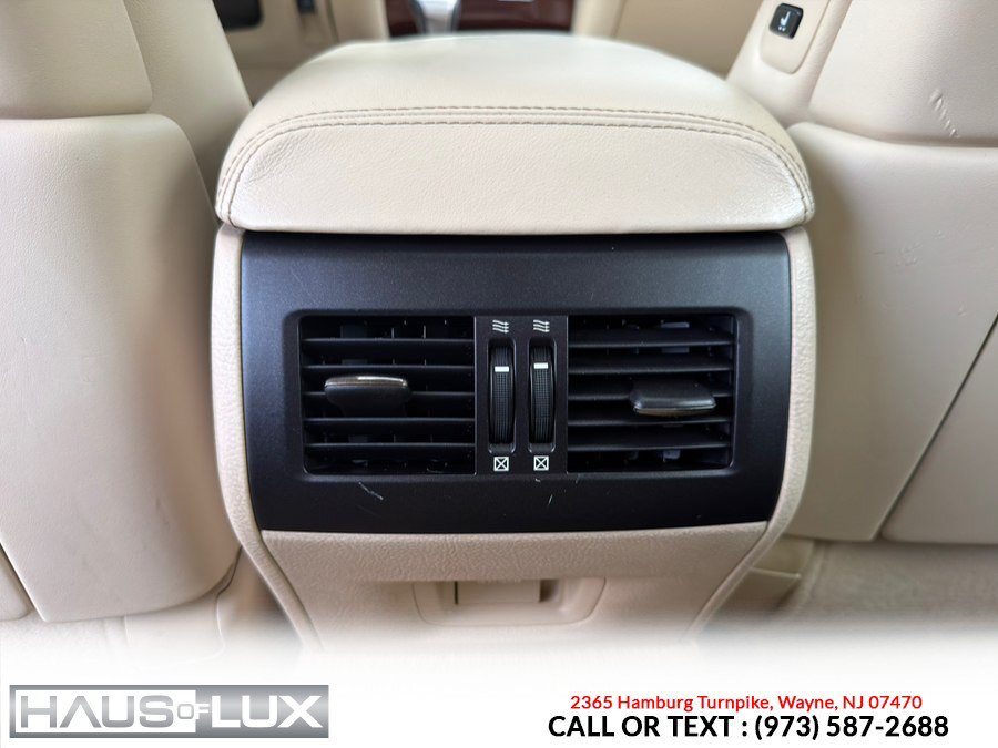Used 2013 Lexus LS 460 AWD w/ Comfort Pkg image 31