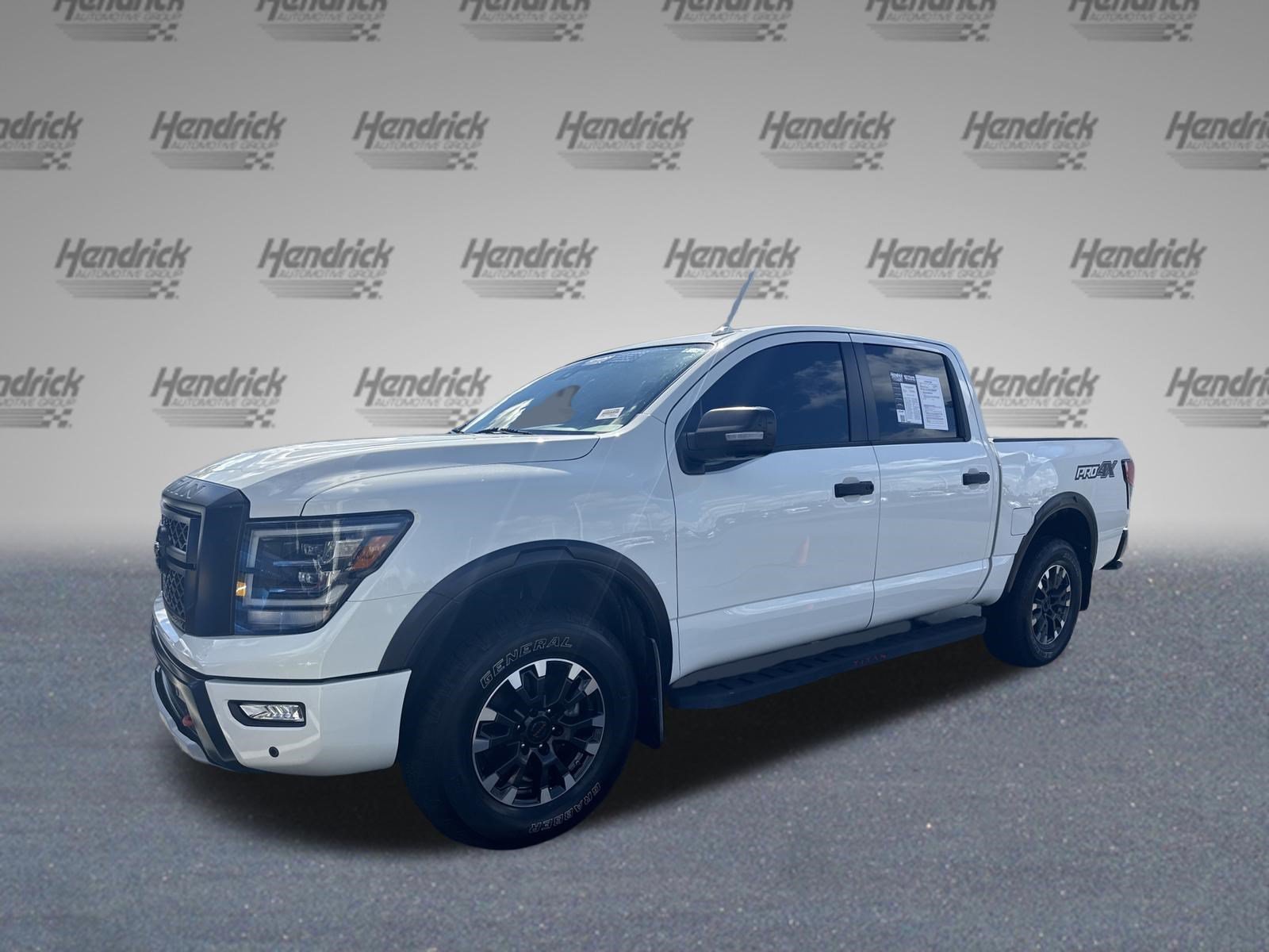 Used 2021 Nissan Titan PRO-4X w/ Pro-4x Convenience Package AWD/4WD image 5