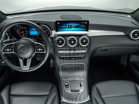 Used 2022 Mercedes-Benz GLC 300 image 16