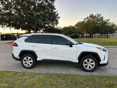Used 2024 Toyota RAV4 LE image 6