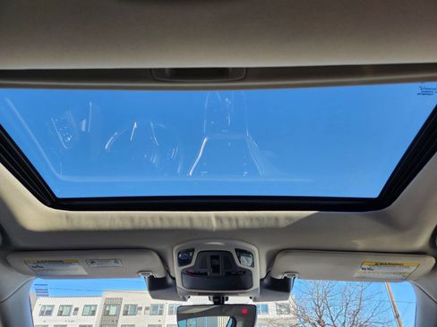 Used 2024 Subaru Outback Limited w/ Popular Package #2 image 19