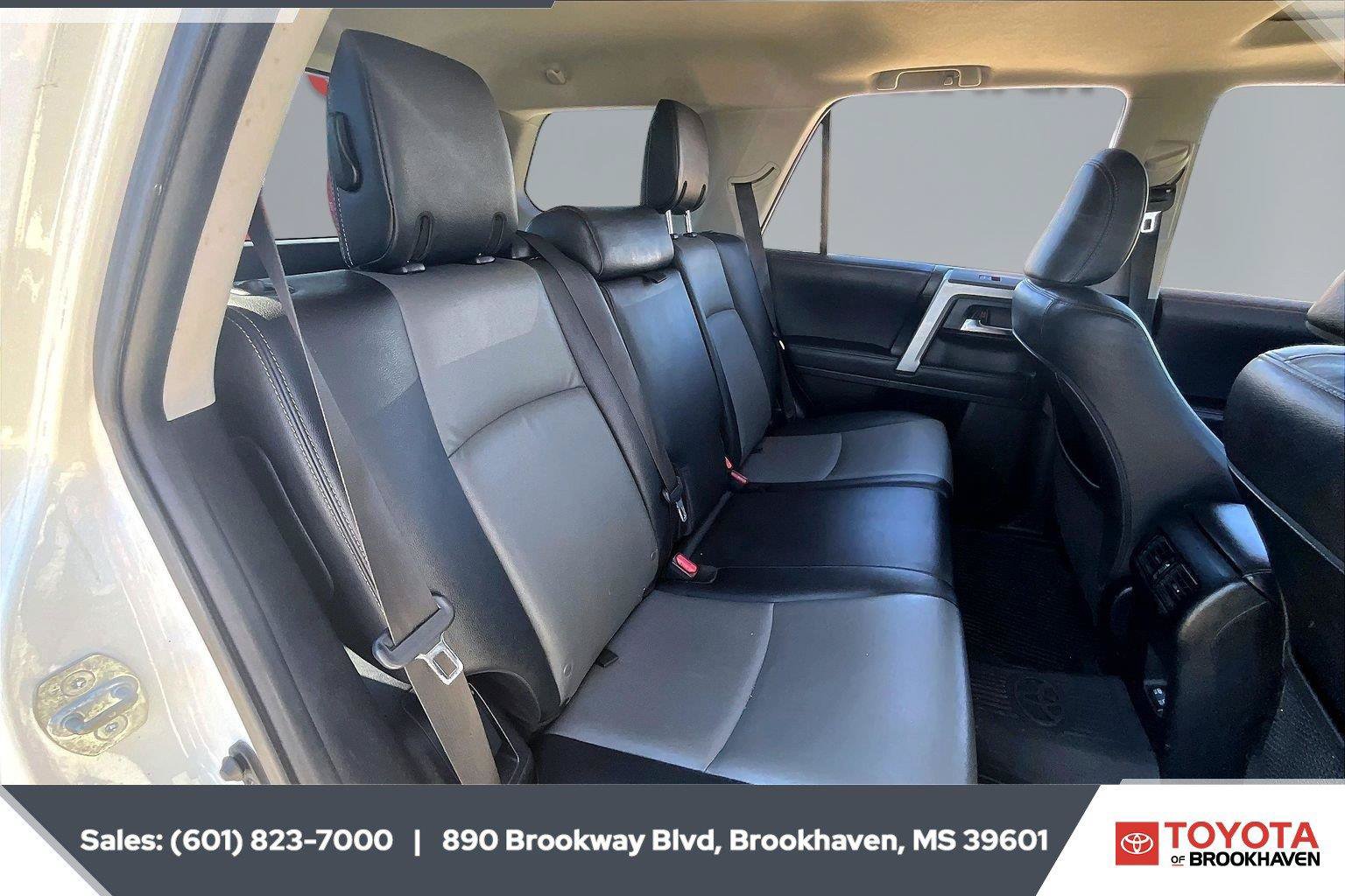 Used 2021 Toyota 4Runner SR5 Premium w/ Moonroof Package AWD/4WD image 20