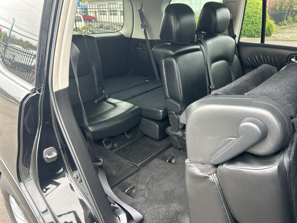 Used 2021 Nissan Armada SV AWD/4WD image 32