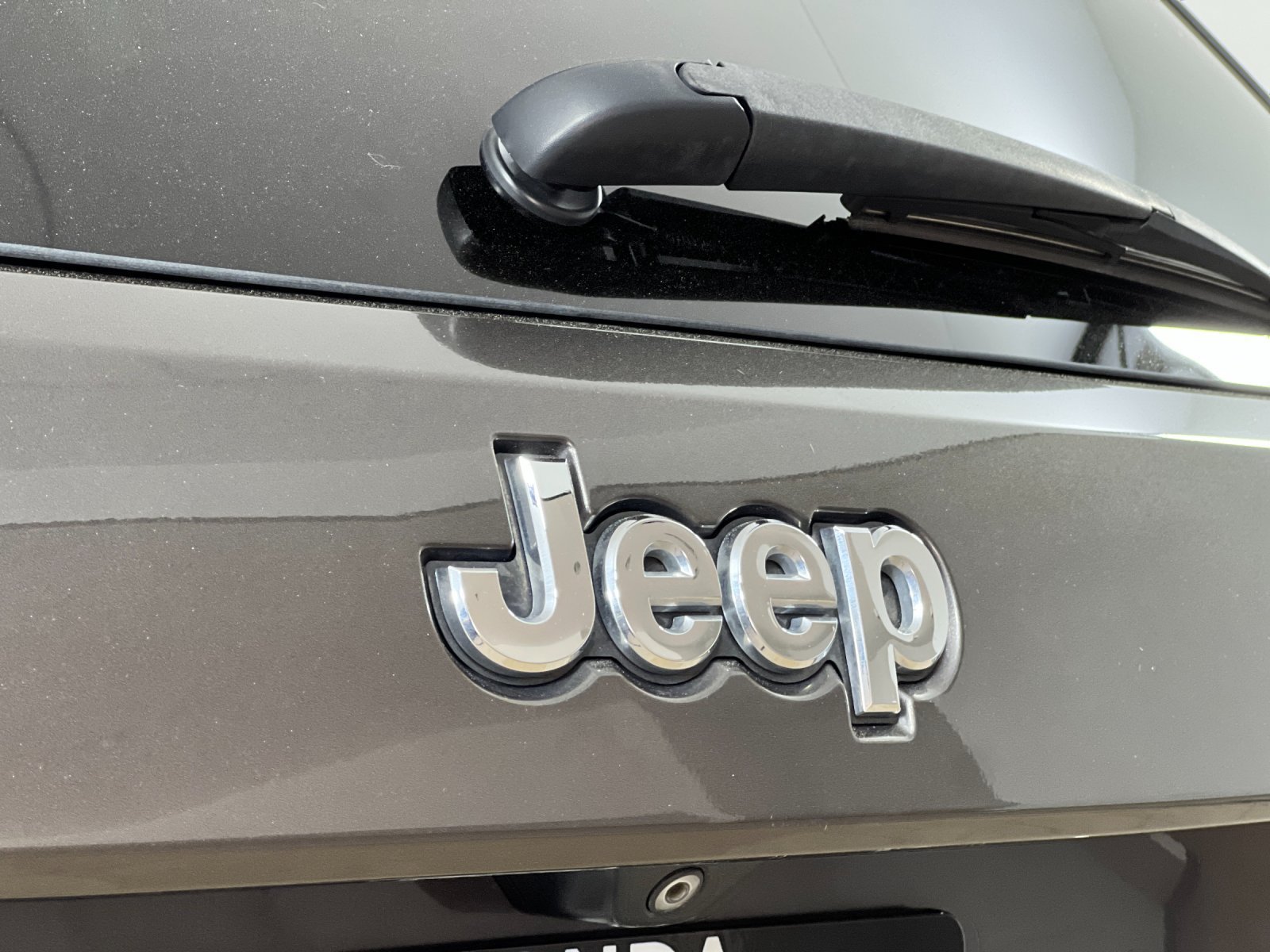 Used 2015 Jeep Grand Cherokee Overland RWD image 27