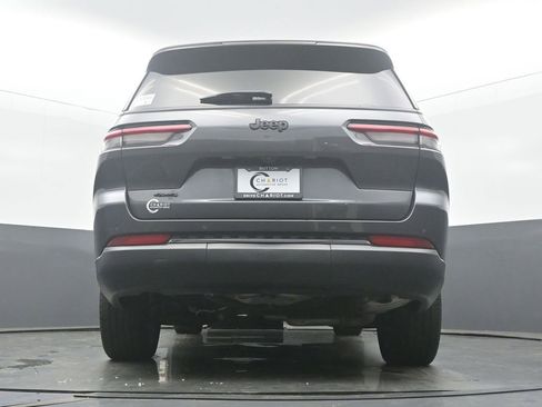 Used 2023 Jeep Grand Cherokee L Laredo AWD/4WD image 50