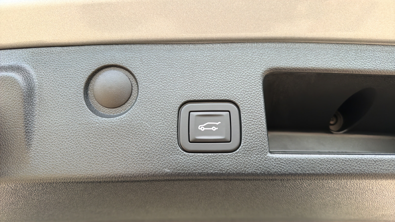 Used 2026 GMC Terrain Denali AWD/4WD image 30