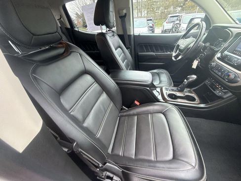 Certified 2022 GMC Canyon Denali image 31