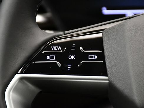 Used 2025 Audi Q5 Premium w/ Convenience Package AWD/4WD image 20