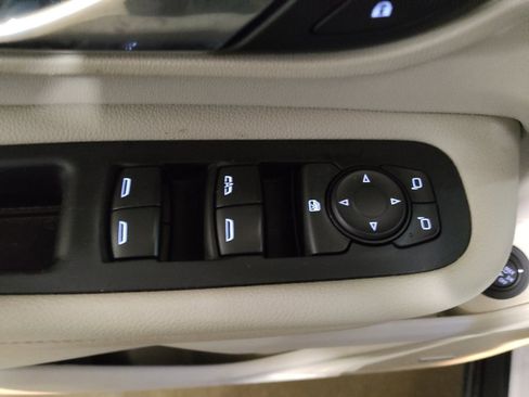 Used 2020 GMC Terrain Denali w/ Denali Premium Package FWD image 27
