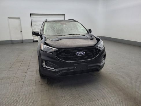 Used 2023 Ford Edge SEL w/ Sport Appearance Package image 14