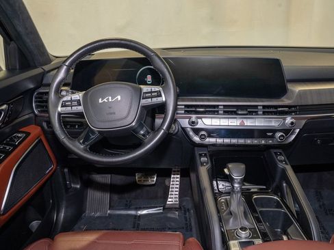 Used 2023 Kia Telluride SX Prestige image 2