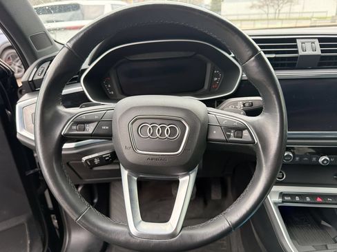 Used 2021 Audi Q3 2.0T Premium Plus w/ Premium Plus Package AWD/4WD image 29