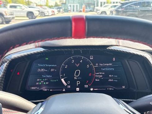 Used 2022 Chevrolet Corvette Stingray Coupe w/ Z51 Performance Package RWD image 17