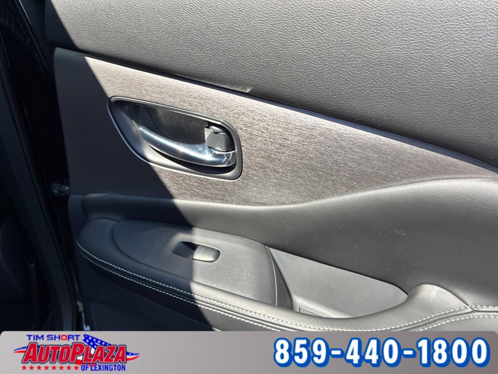 Used 2023 Nissan Murano SV w/ SV Midnight Edition Package AWD/4WD image 23
