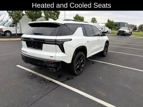Used 2024 Chevrolet Traverse RS w/ LPO, Floor Liner Package AWD/4WD image 5