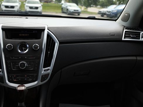 Used 2011 Cadillac SRX Luxury FWD image 23