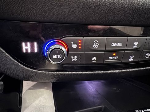 Certified 2023 Buick Enclave Premium w/ Experience Buick Package image 24