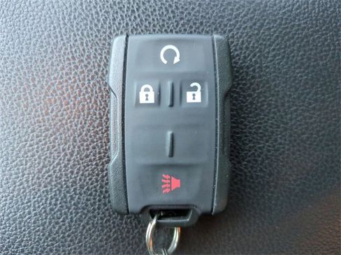 Used 2022 Chevrolet Colorado LT w/ Trail Boss Package image 27