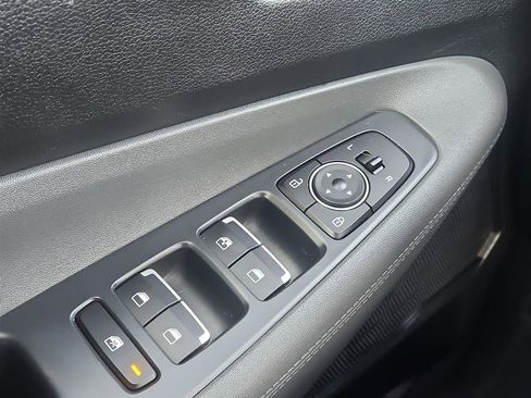 Used 2022 Hyundai Santa Fe SE image 12