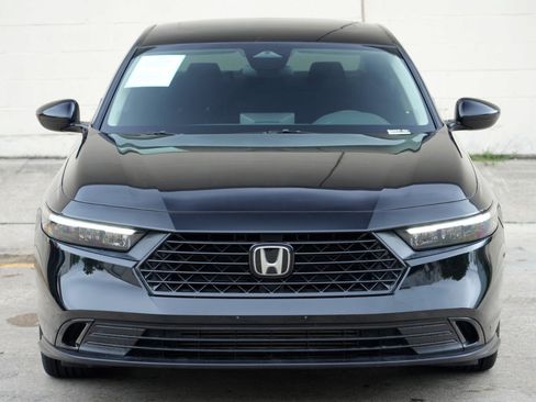 Used 2023 Honda Accord EX image 38