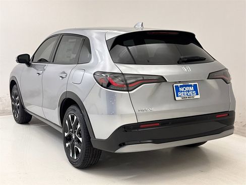New 2026 Honda HR-V EX-L image 7