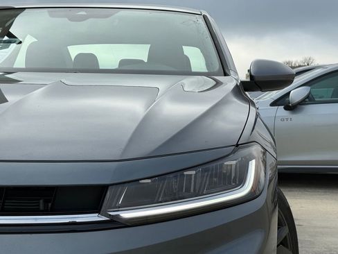 New 2026 Volkswagen Jetta SE FWD image 5
