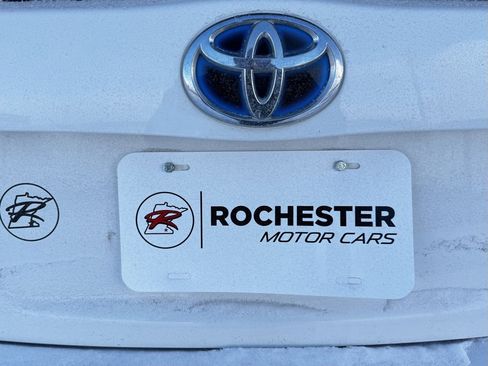 Used 2012 Toyota Prius Two image 40