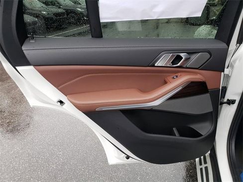 New 2026 BMW X5 xDrive50e image 12