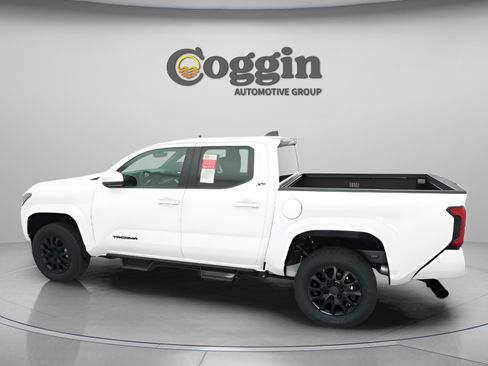 New 2026 Toyota Tacoma SR5 AWD/4WD image 10