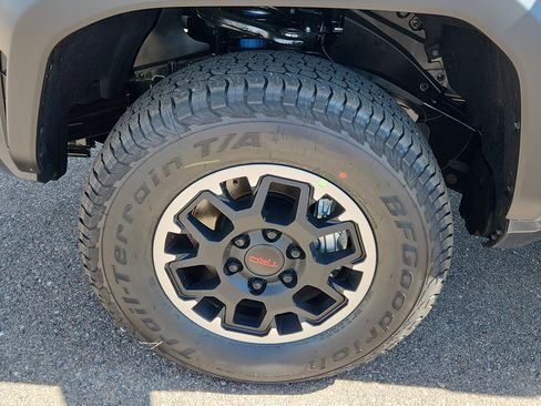 New 2026 Toyota Tacoma TRD Off-Road AWD/4WD image 14