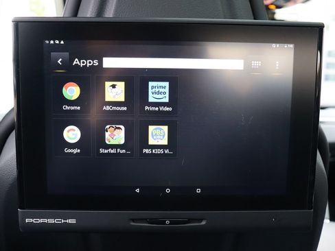 Used 2020 Porsche Cayenne Turbo image 51