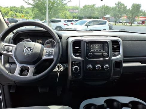 Used 2024 RAM 1500 Classic SLT AWD/4WD image 6