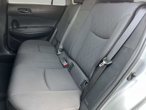 Used 2023 Toyota Corolla Cross LE image 19