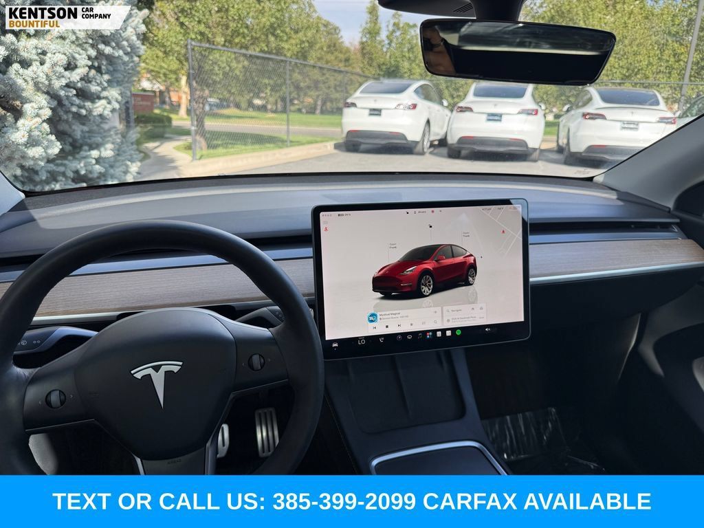 Used 2022 Tesla Model Y Performance AWD/4WD image 17