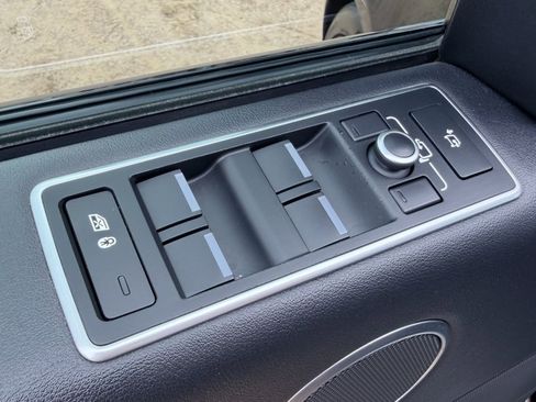 Used 2017 Land Rover Range Rover Supercharged image 15