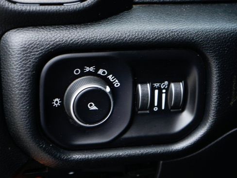 Used 2019 RAM 2500 Tradesman RWD image 20